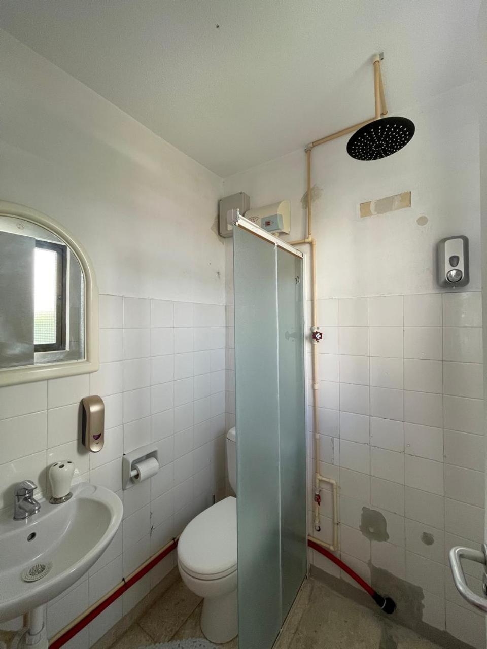 بافوس Premium Hostel Marina المظهر الخارجي الصورة