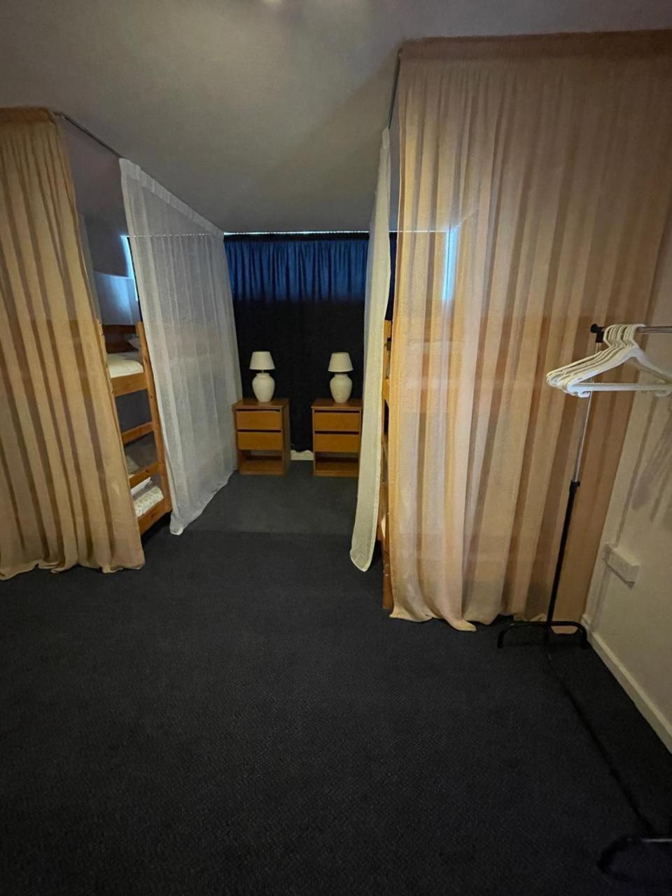 بافوس Premium Hostel Marina المظهر الخارجي الصورة