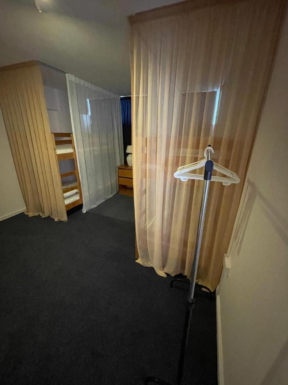 بافوس Premium Hostel Marina المظهر الخارجي الصورة
